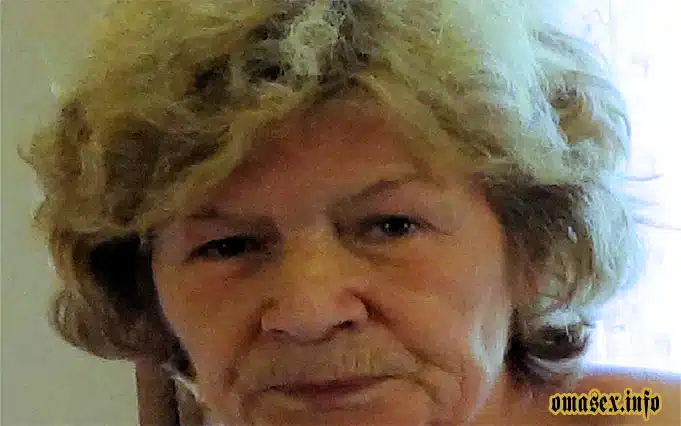 Analgeile Oma sucht Ficker