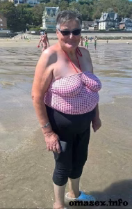 Geile reife Frauen kostenlos ficken Freiburg