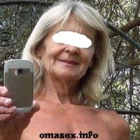 Heiße Oma ficken Hamburg und knisternde Erotik